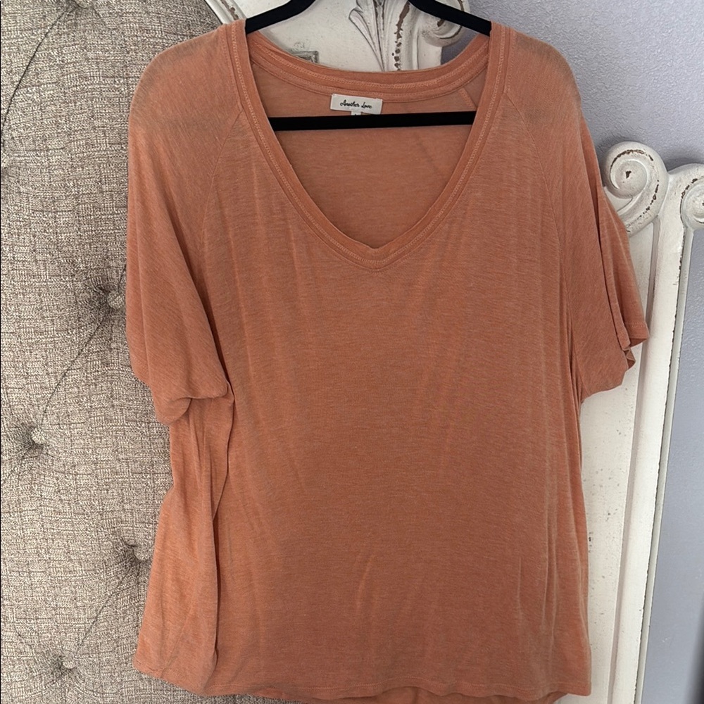 Madewell Relaxed V-Neck Tee in Terracotta